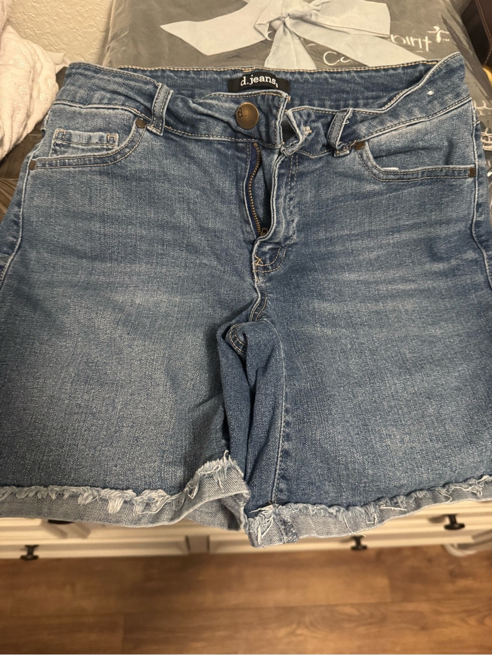 d. jeans Blue Frayed Hem Denim Shorts